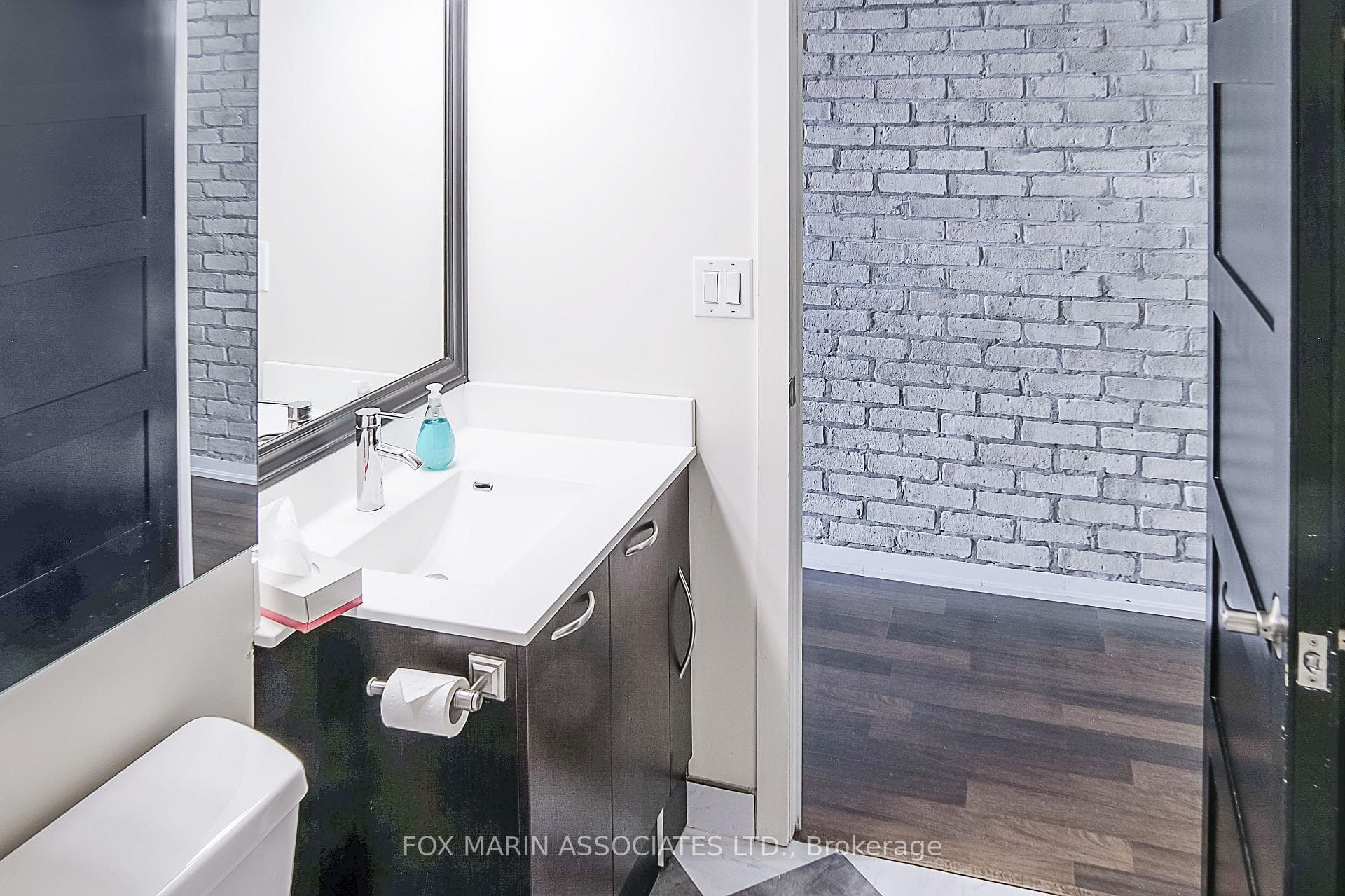 38 Joe Shuster Way Unit 828 photo 19