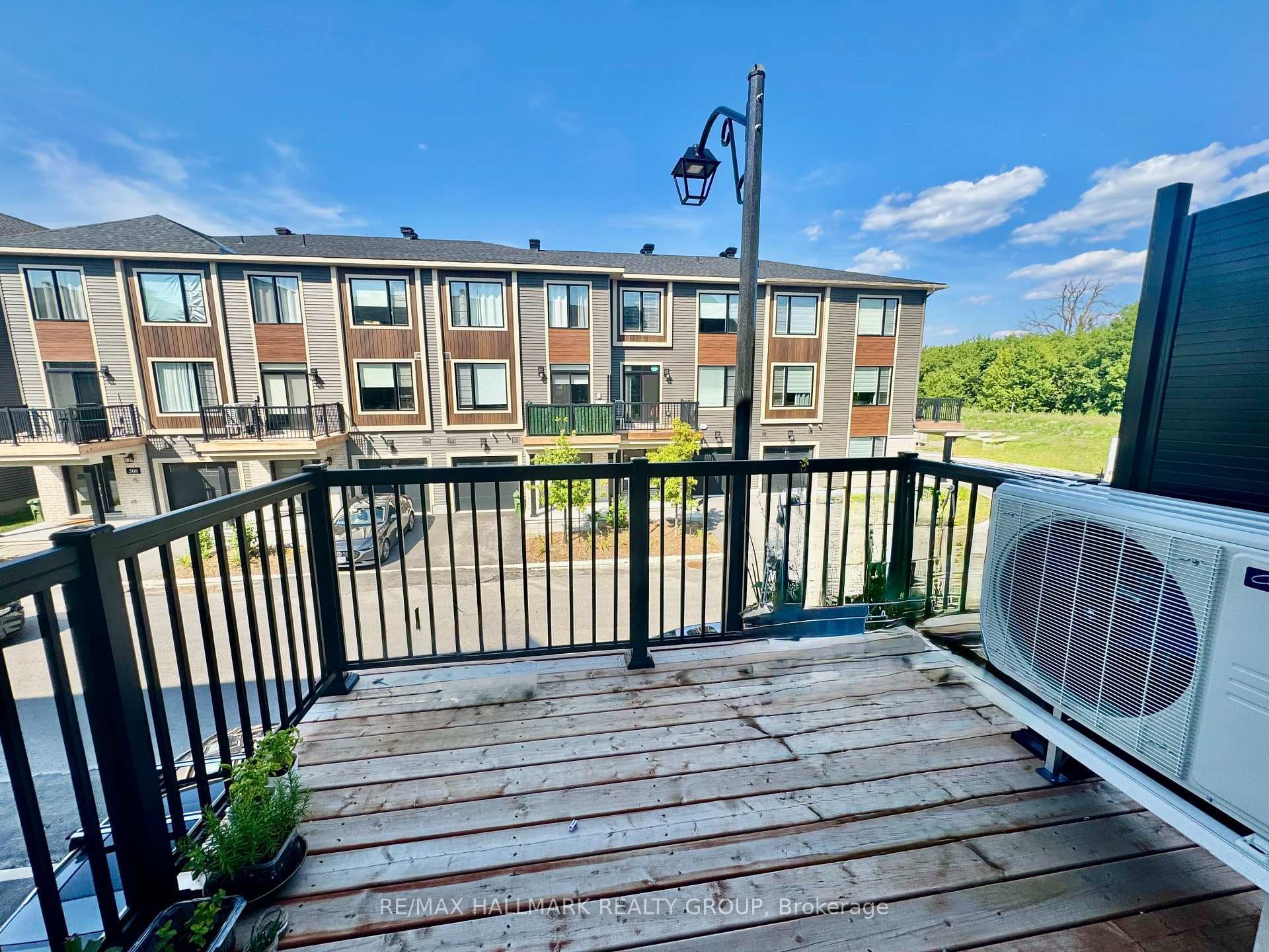 Balcony 2nd floor