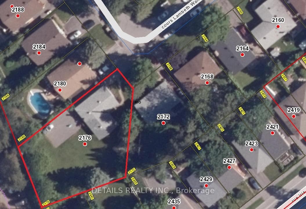 2176 Lambeth - Largest lot in the area