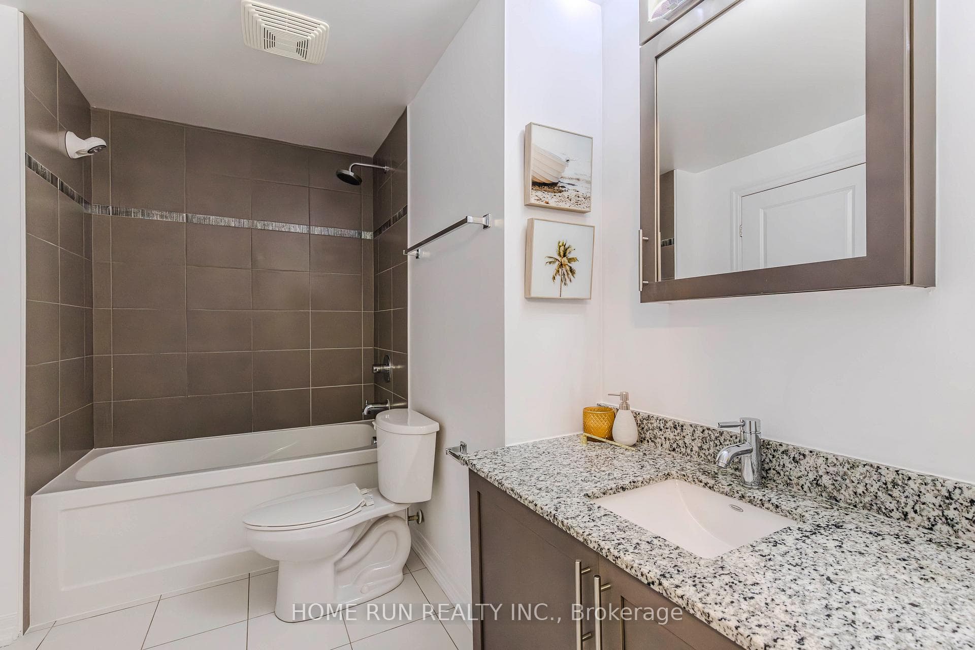 242 Rideau Street Unit 1406 photo 26