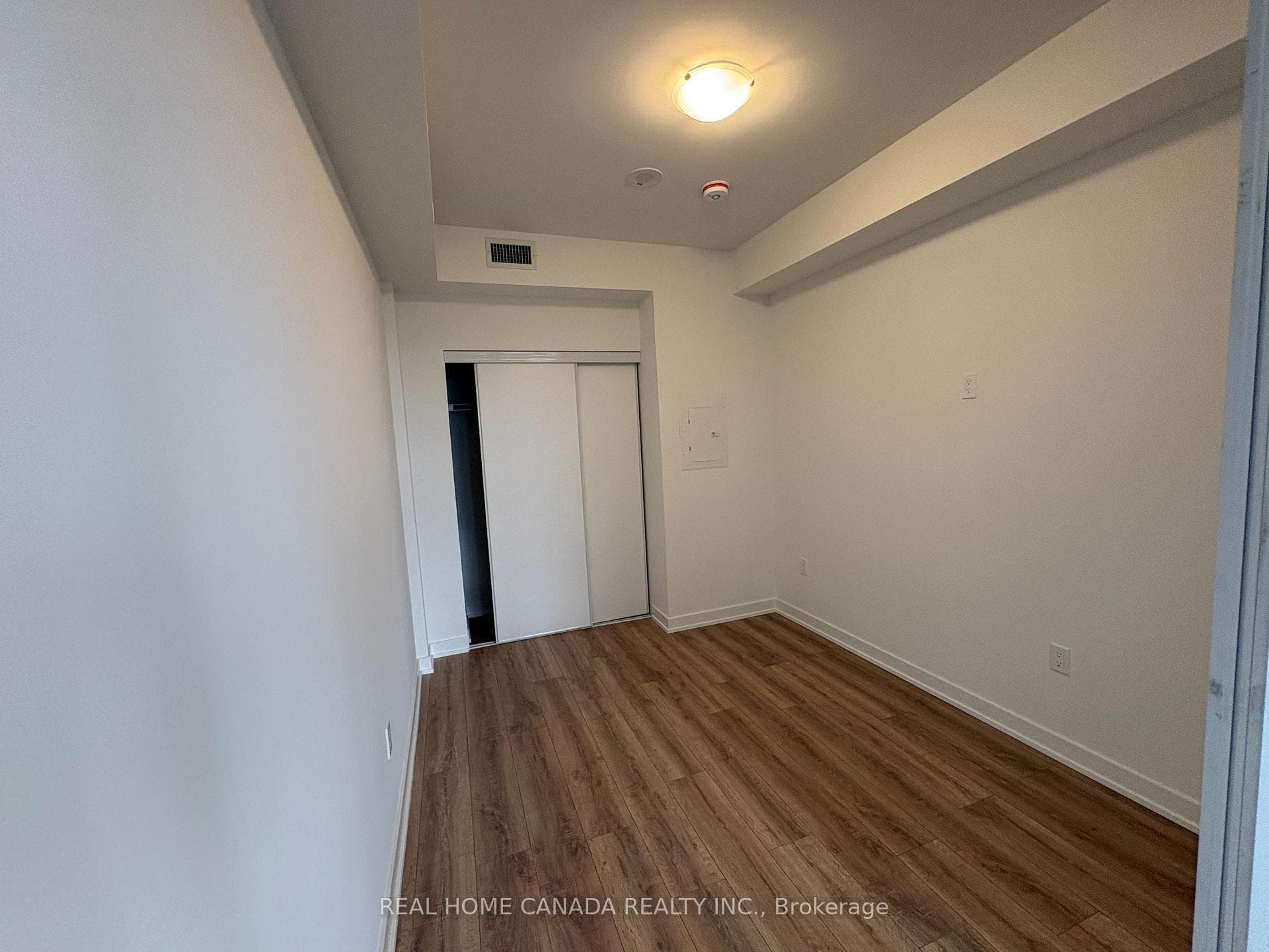 5 Quarrington Lane Unit 1511 photo 13