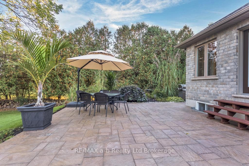 9442 Richmond Road photo 37