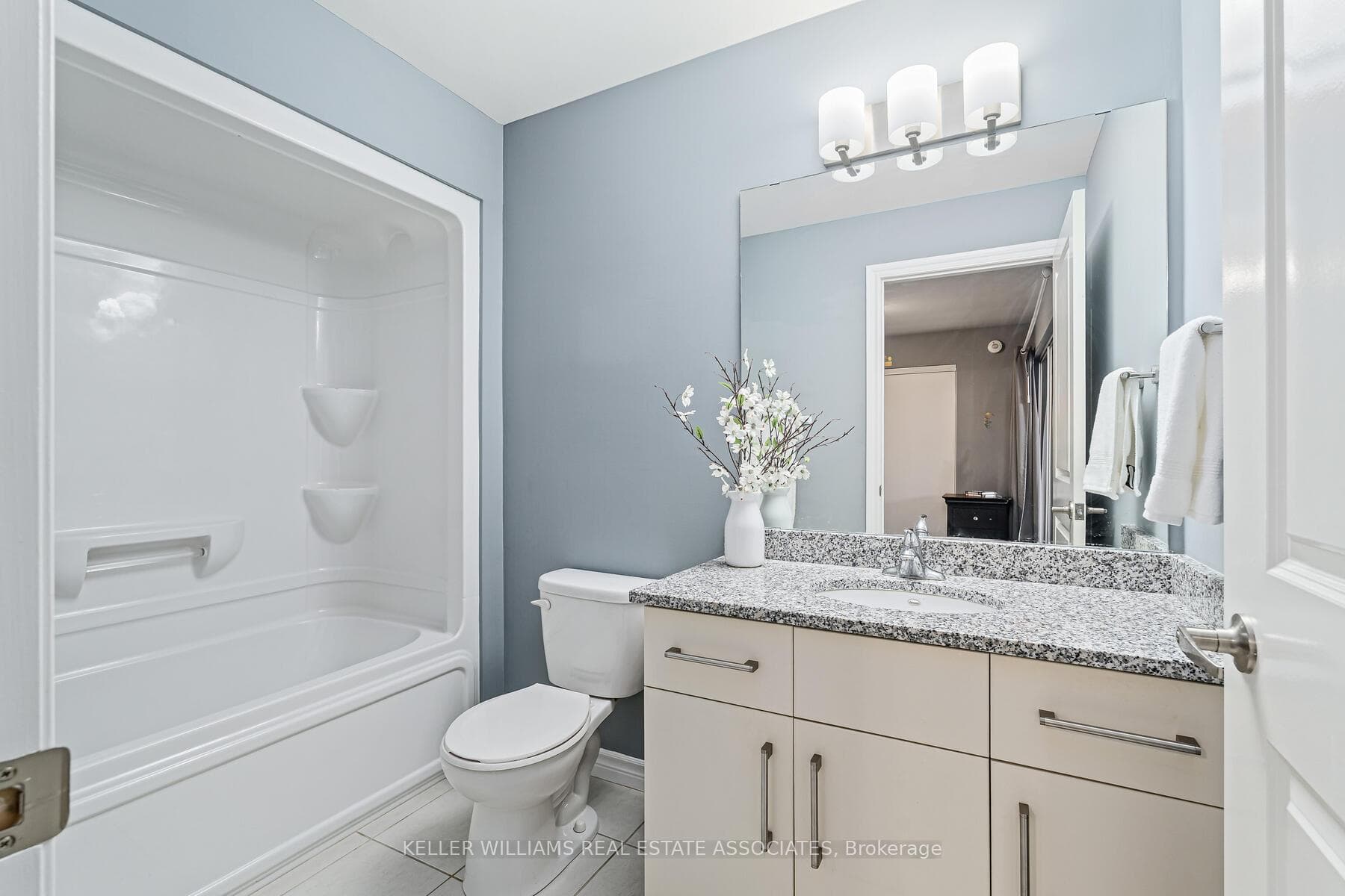 1280 Gordon Street Unit 115 photo 18
