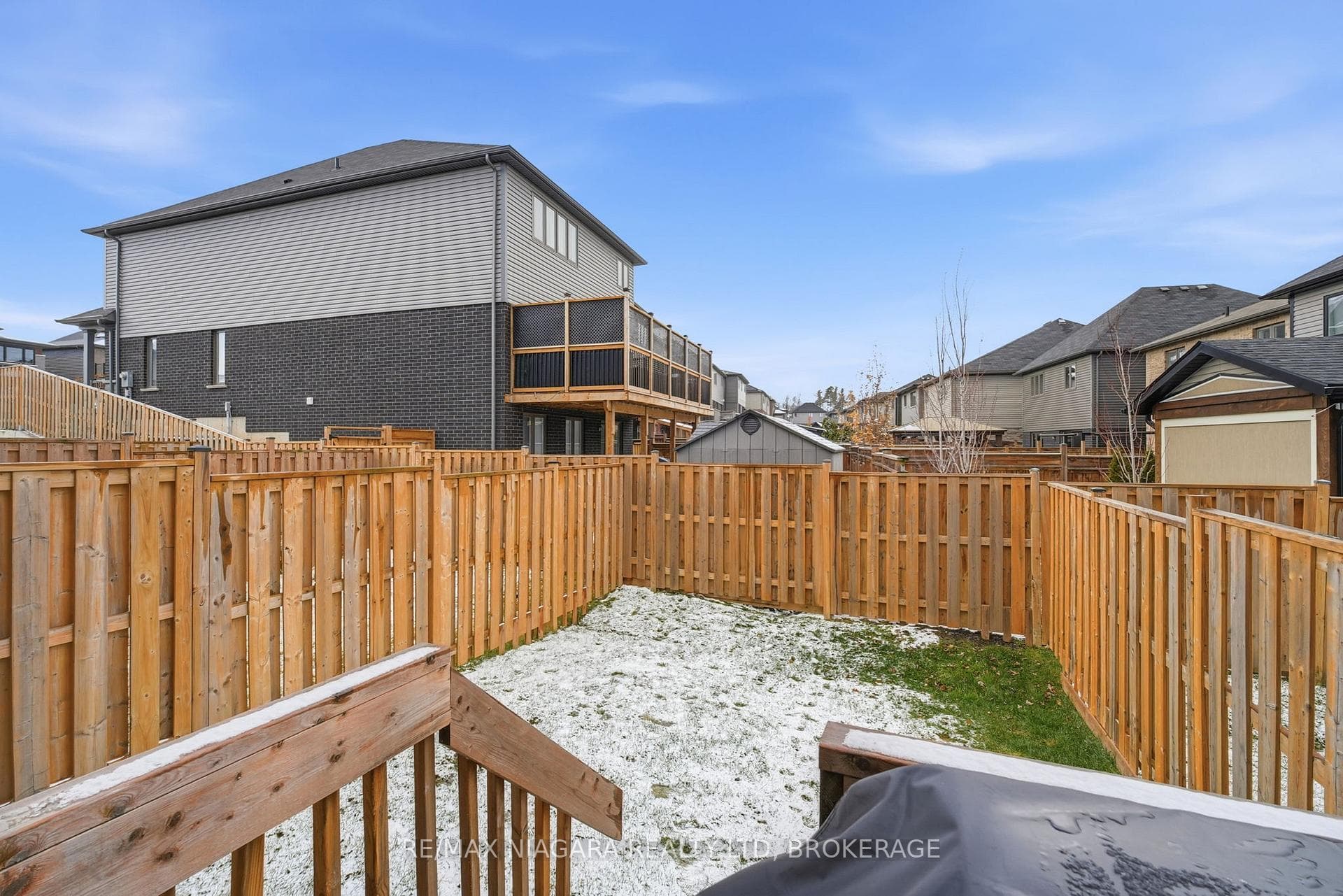 4004 Crown Street photo 23
