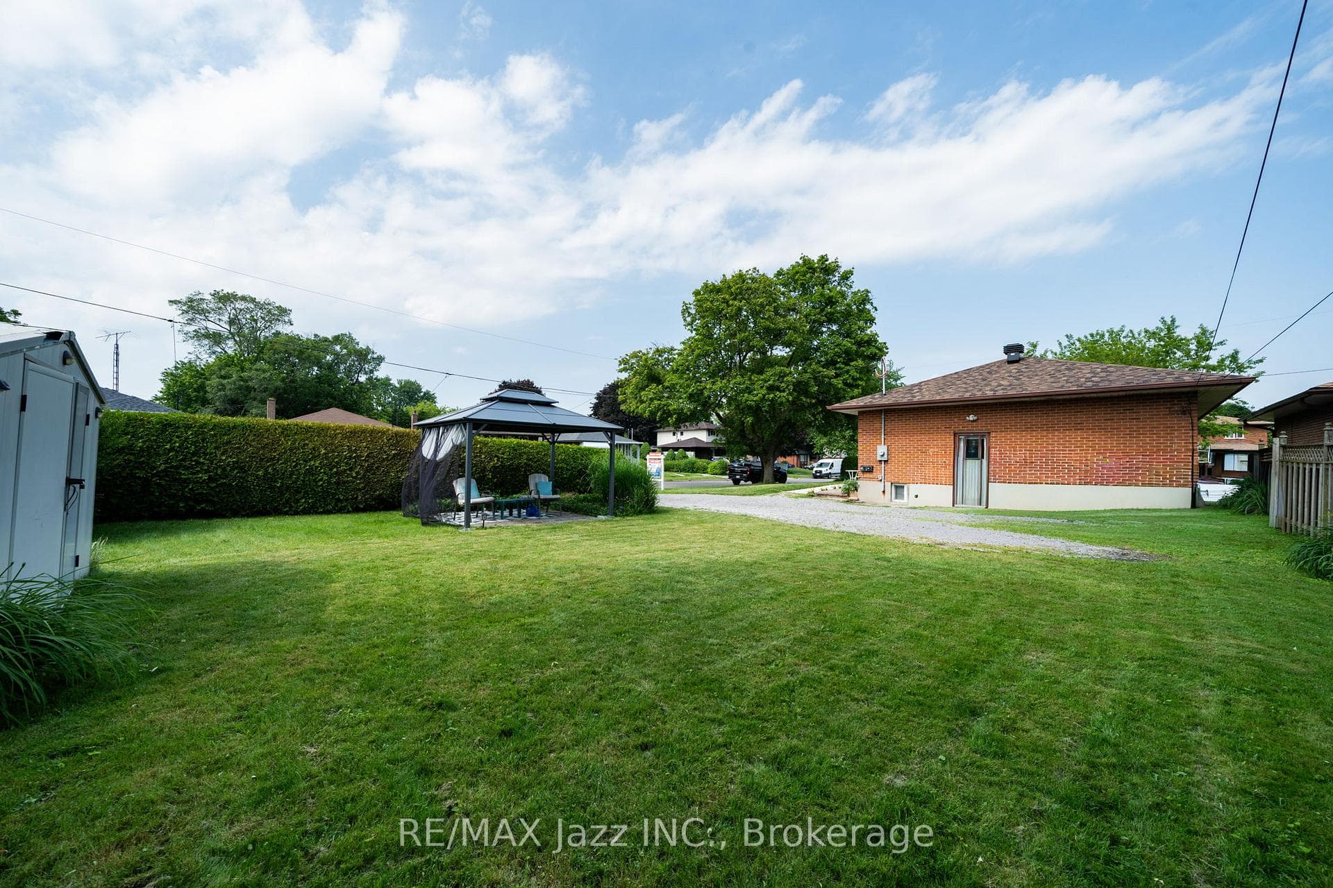 607 Gliddon Avenue photo 6