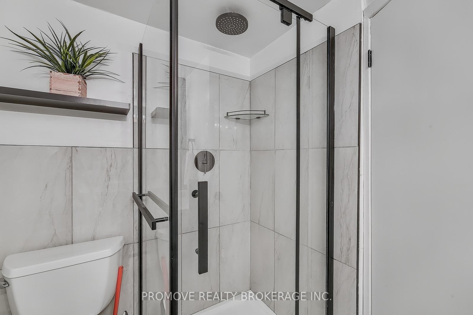 78 Devere Drive photo 31