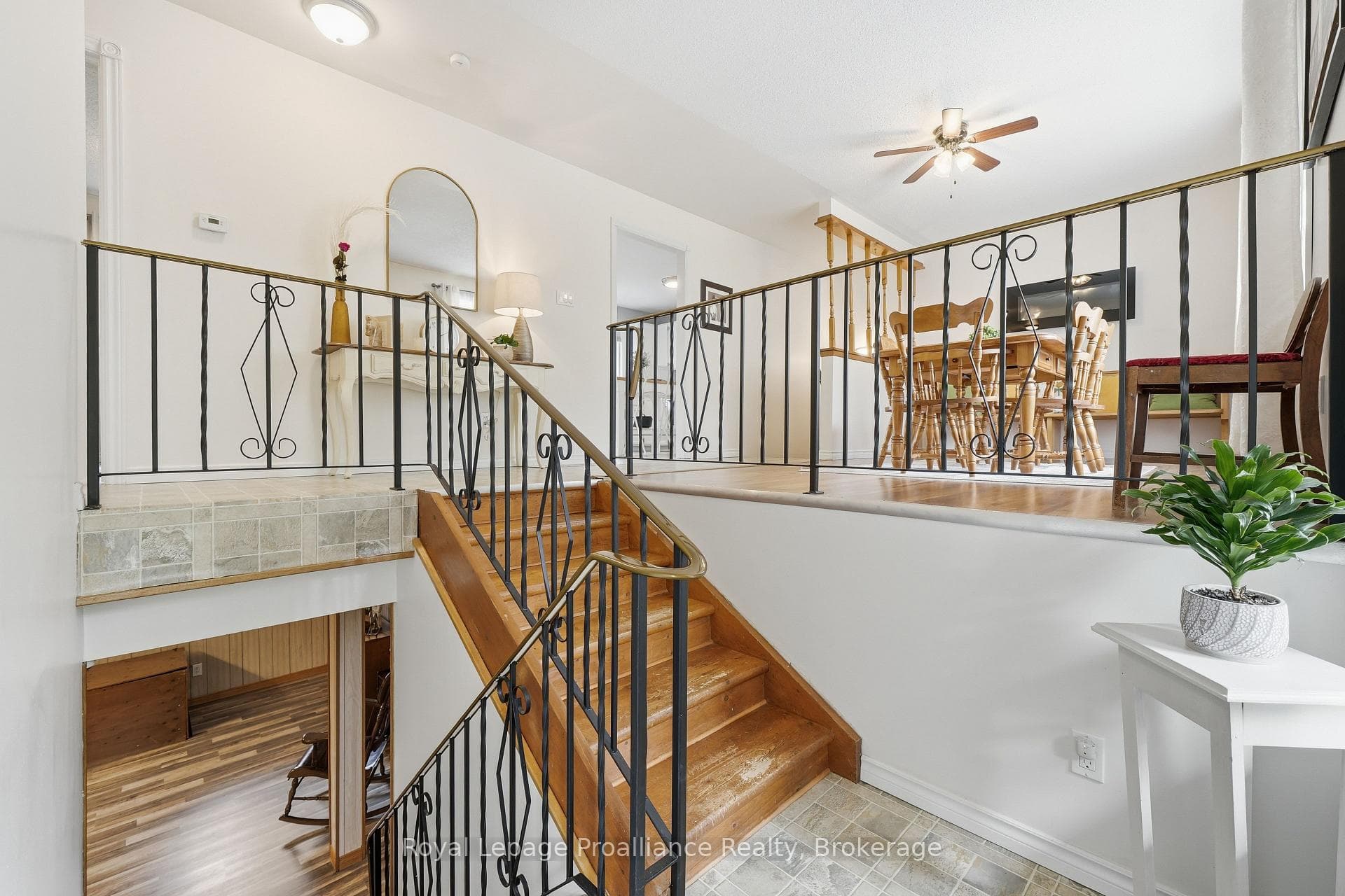 384 Carson Road photo 4
