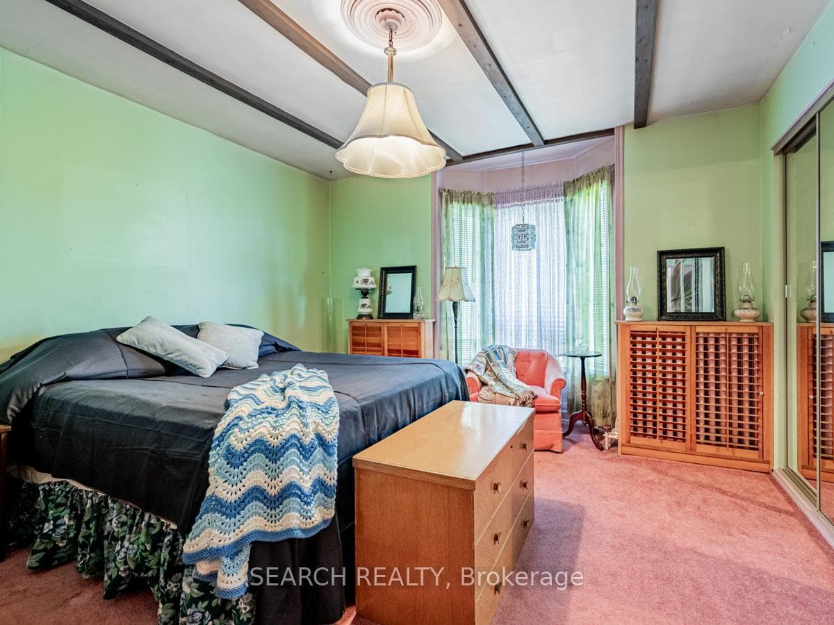 27 Fisken Avenue photo 19