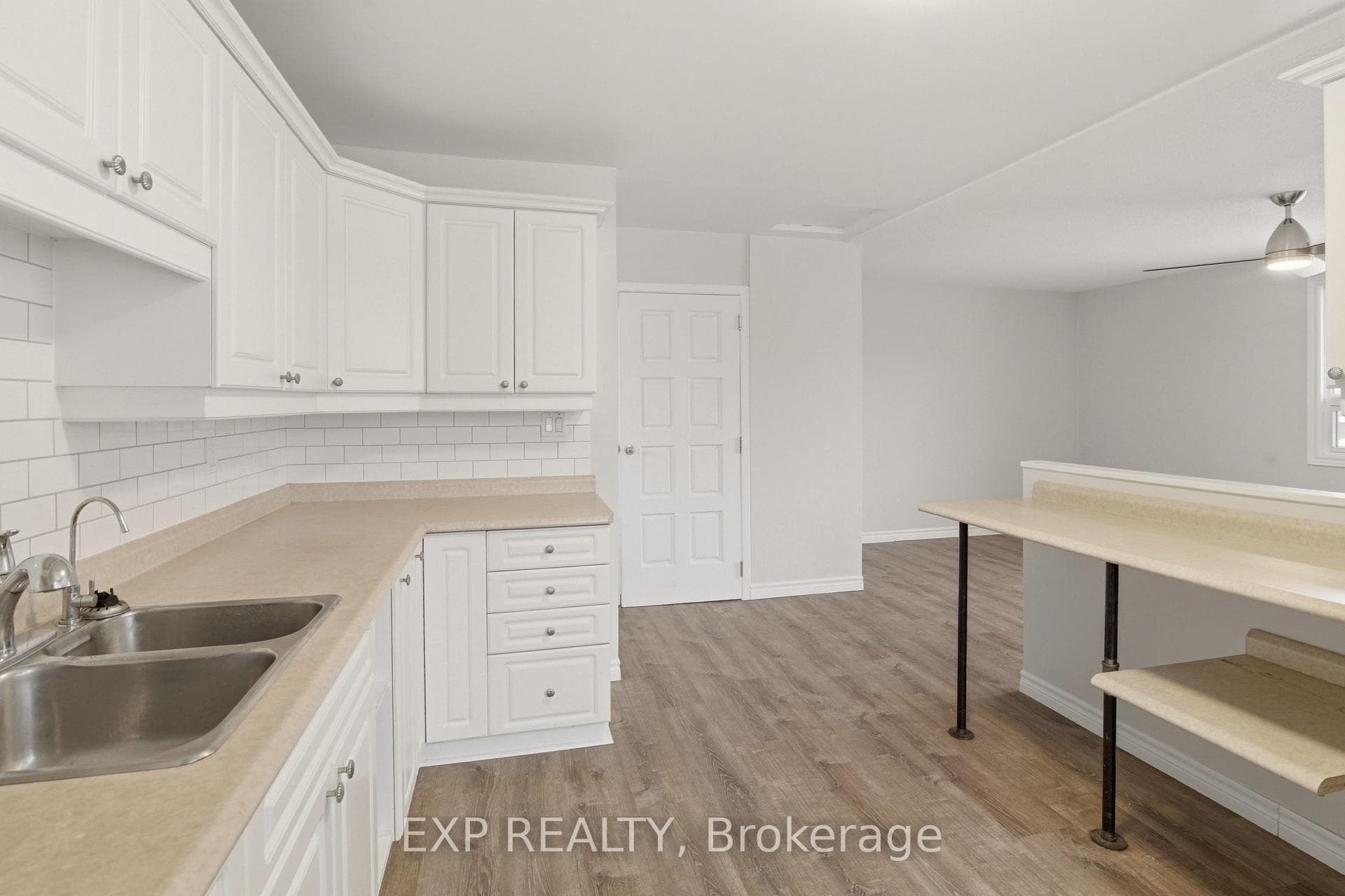 226 Spencleys Lane photo 5
