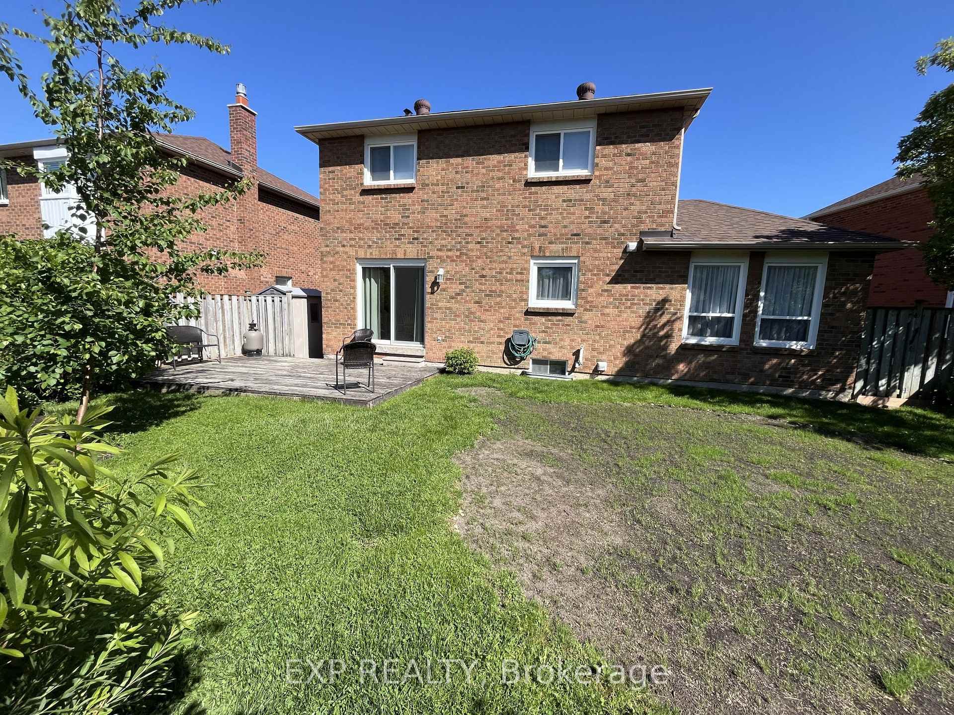 22 Bristol Avenue photo 39
