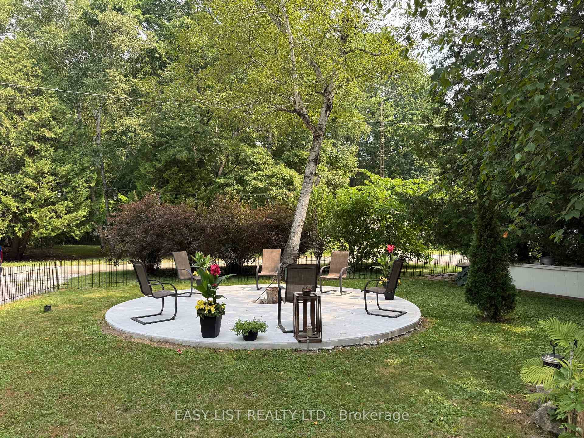 6087 Birch Lane photo 13