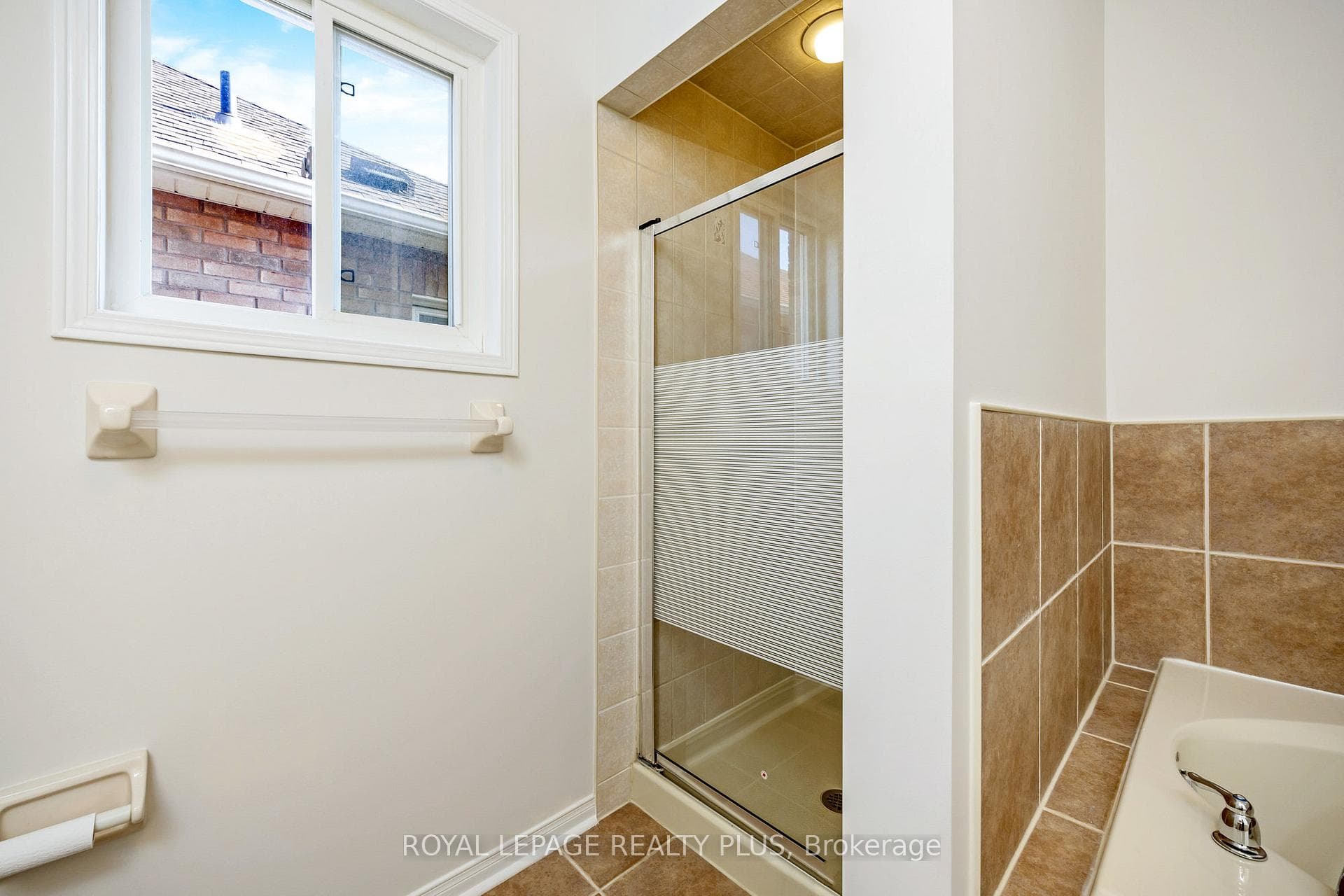 3896 Skyview Street photo 30