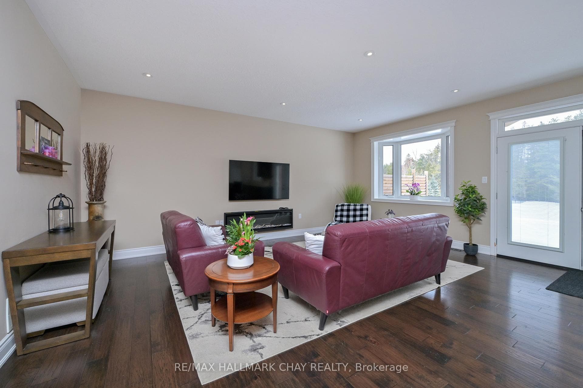11 Harry Parker Place photo 11