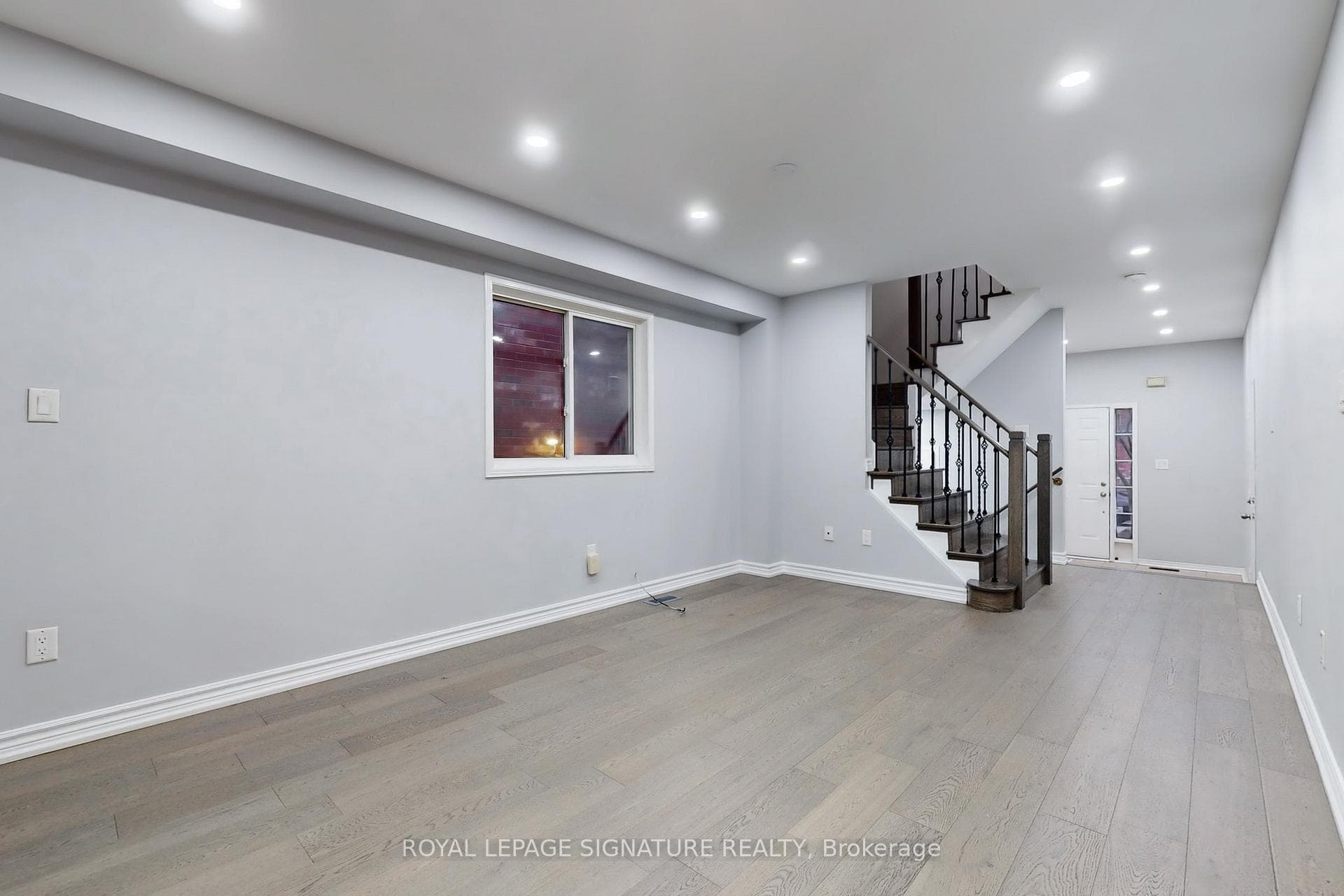 78 Tanglemere Crescent photo 4