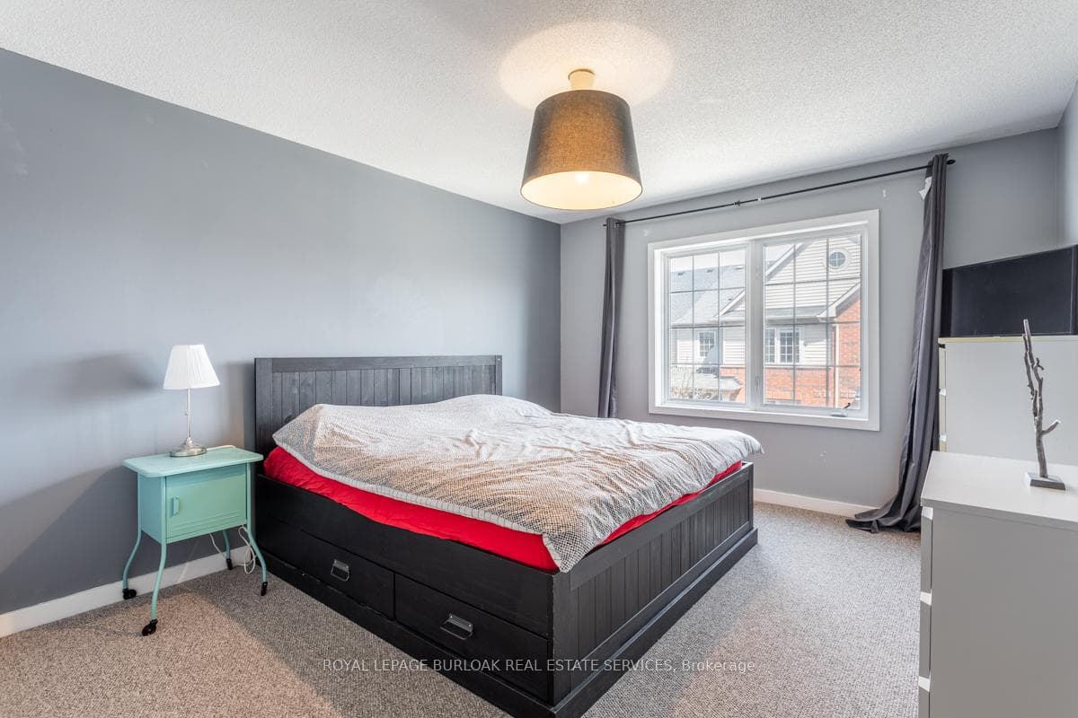 624 Garibaldi Common N/A photo 27