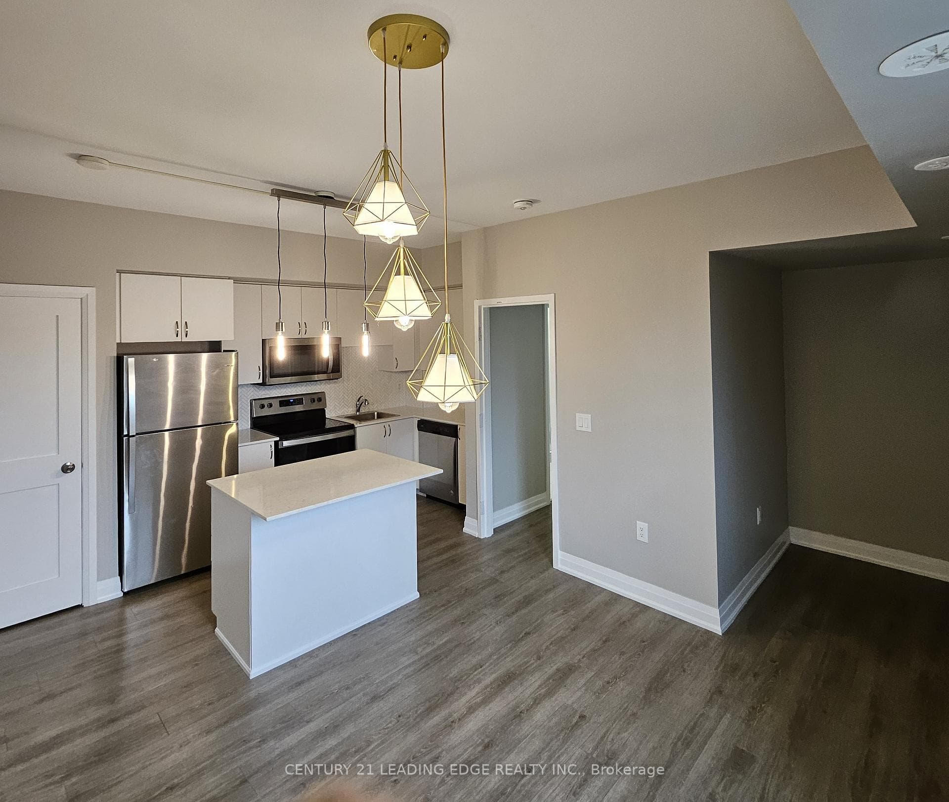 18 Coles Avenue Unit 603 photo 24