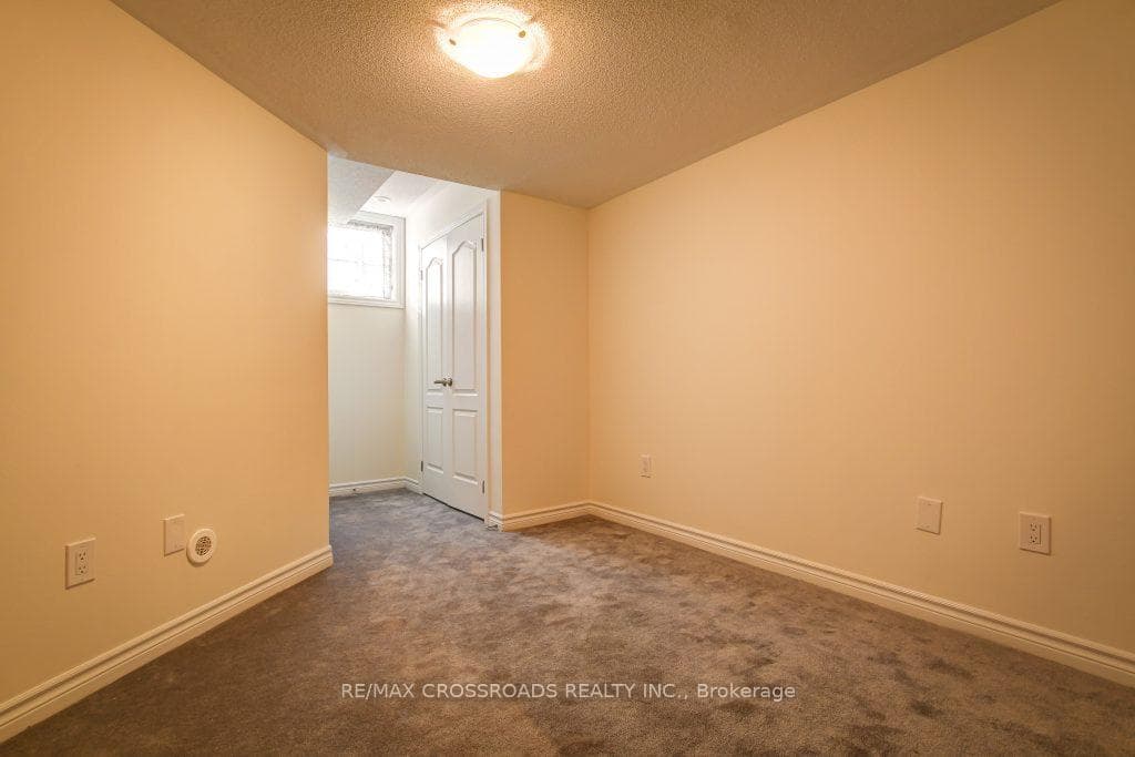 37 Drewry Avenue Unit 5 photo 19
