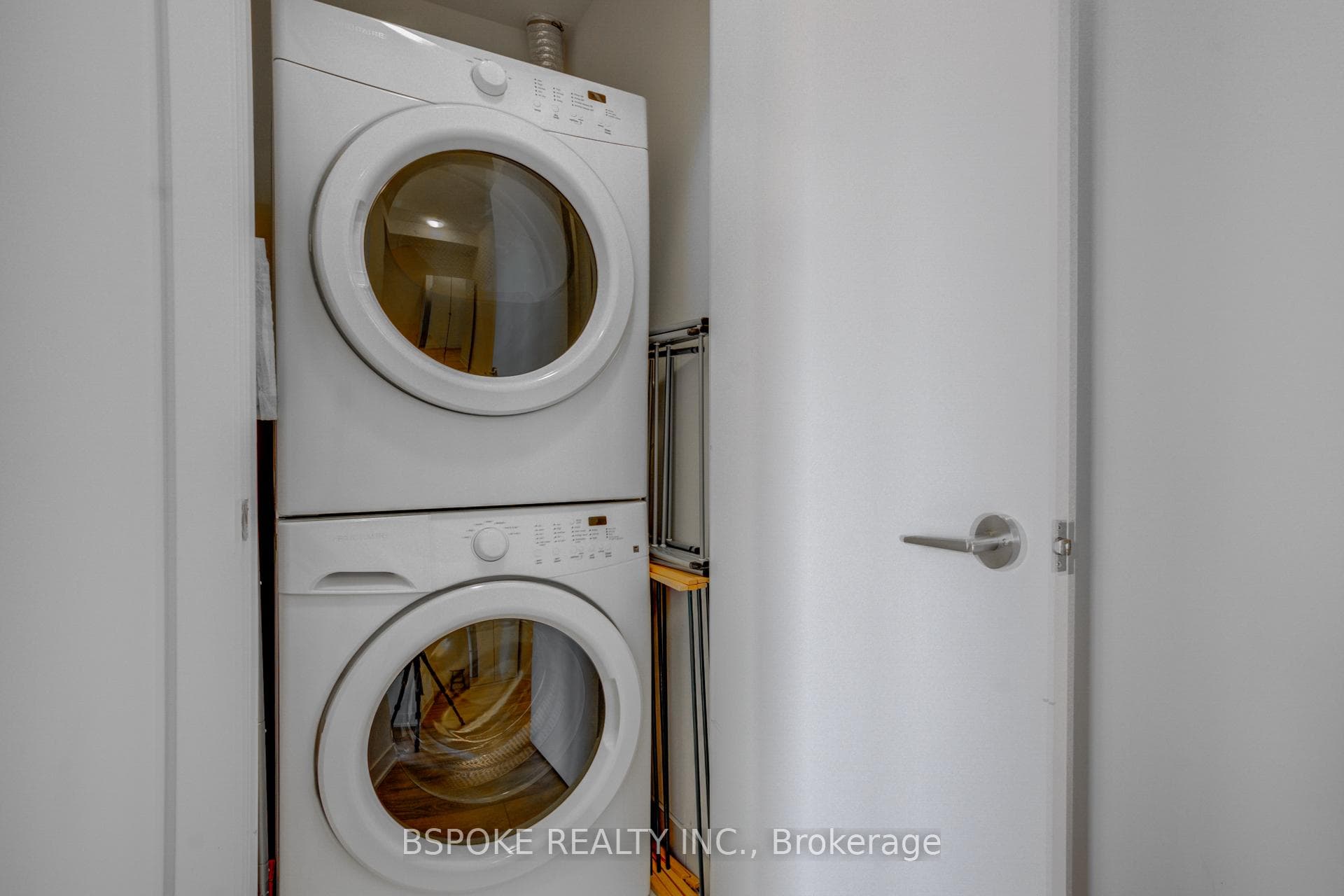 9471 Yonge Street Unit Lph01 photo 15