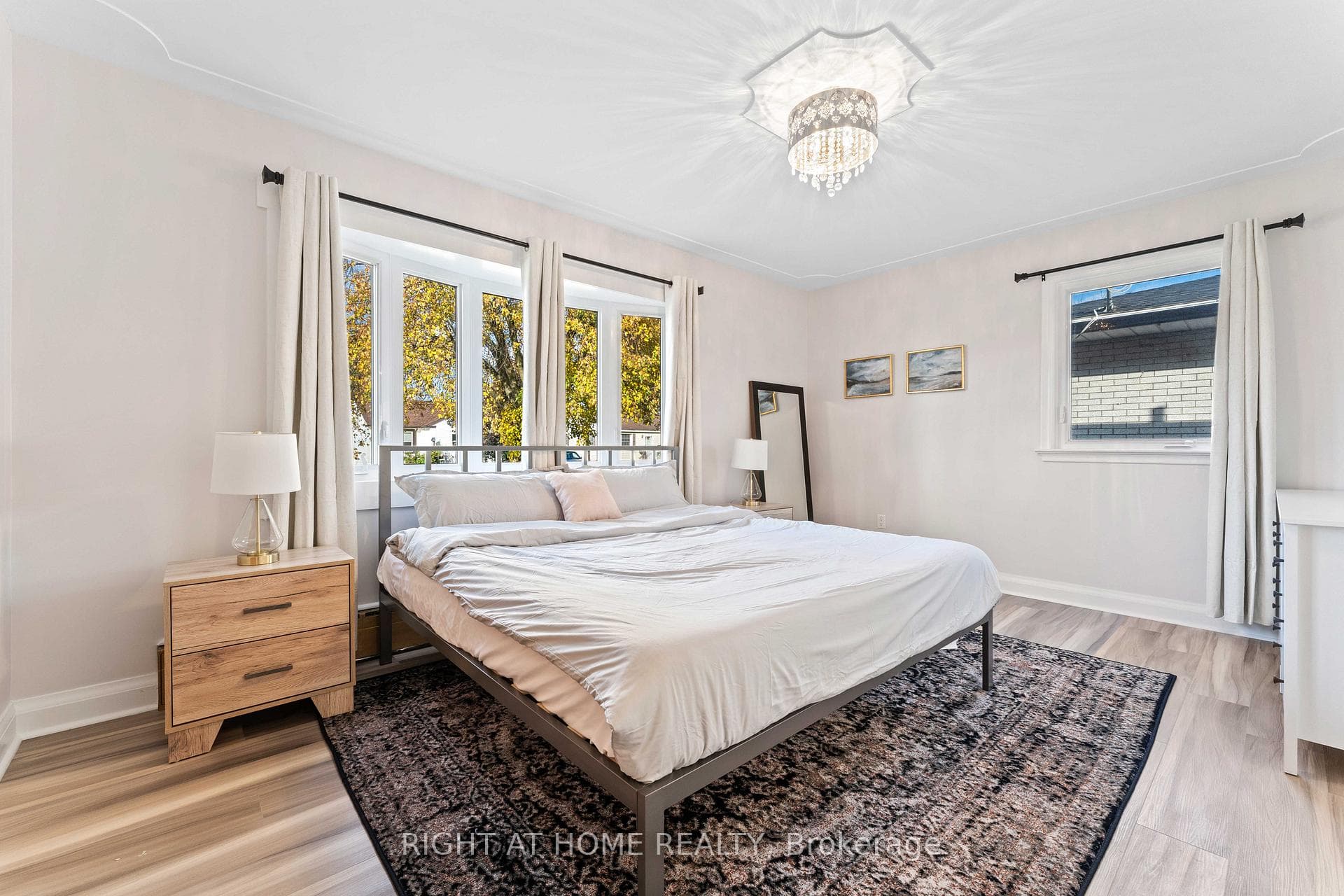 47 Marshall Avenue photo 11