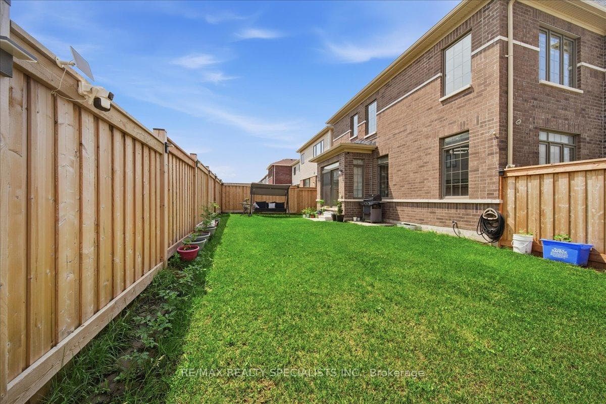 120 Durham Avenue photo 48