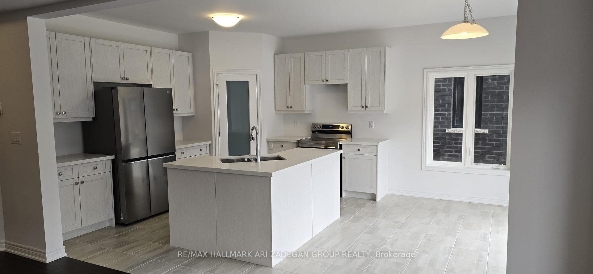 21 Mair Avenue photo 17