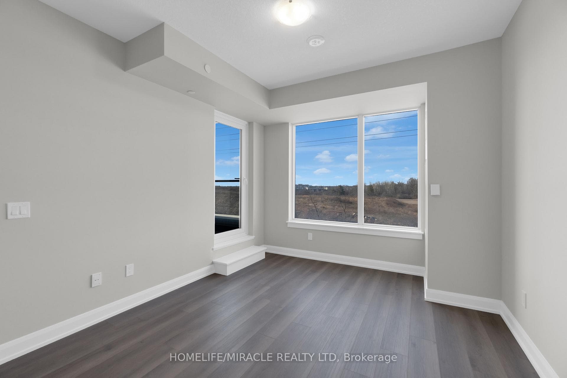 3220 William Coltson Avenue Unit 310 photo 14
