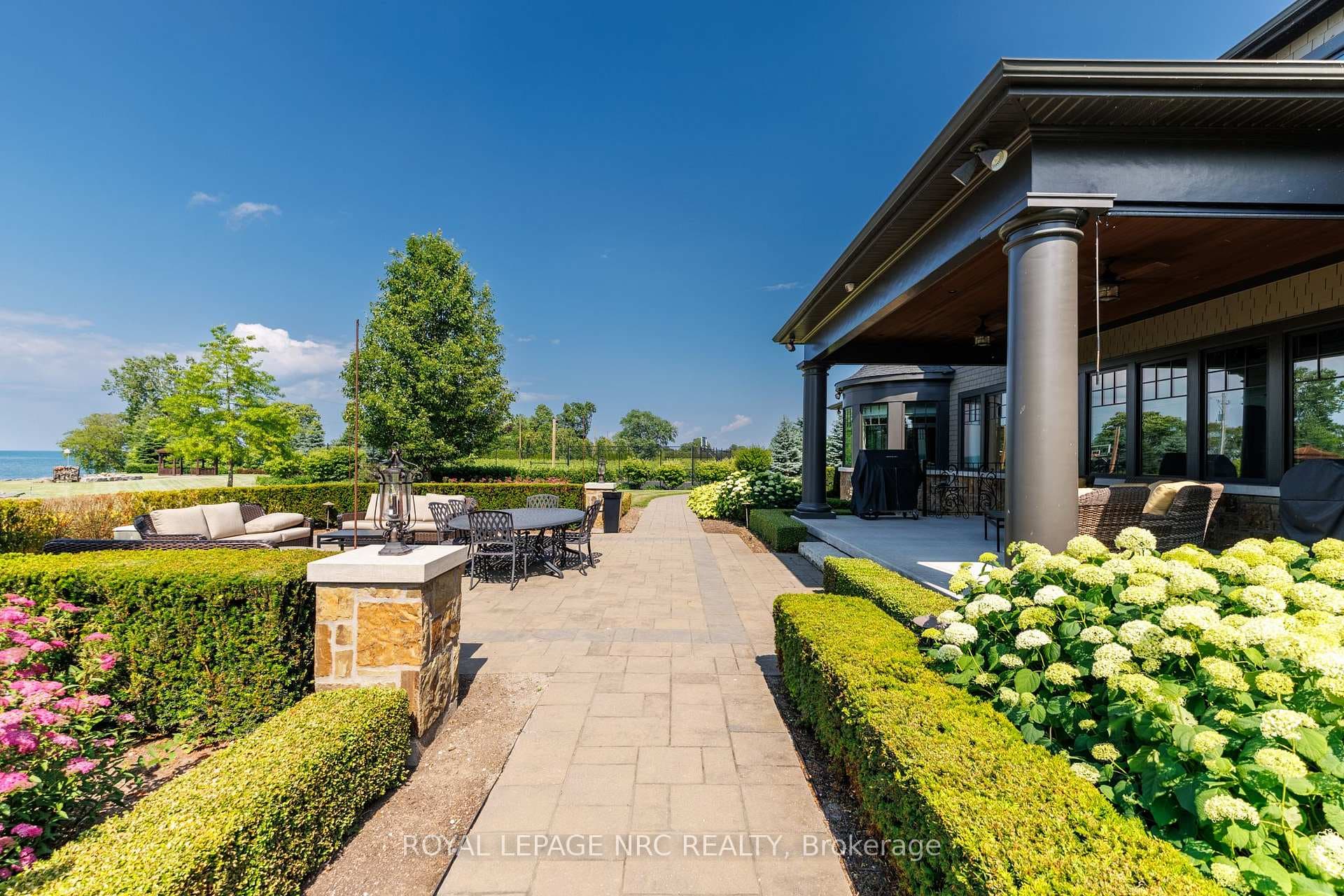 1234 Lakeshore Road photo 45