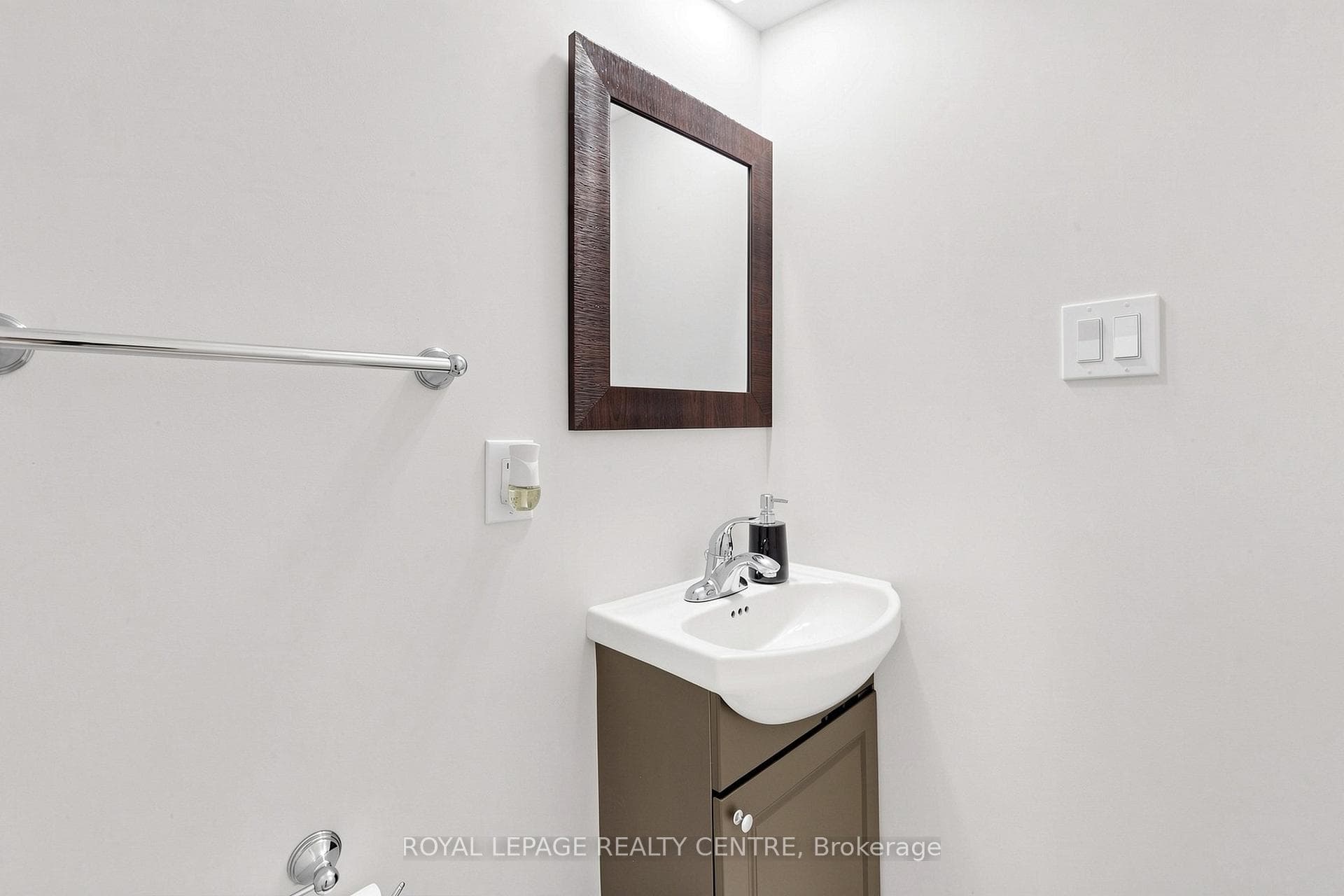 6906 Avila Road photo 19
