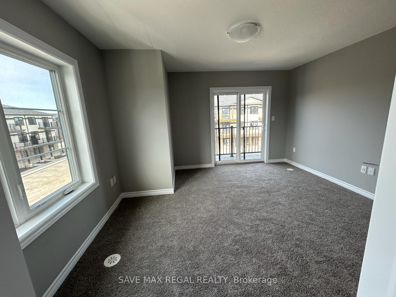 52 LOMOND Lane photo 4