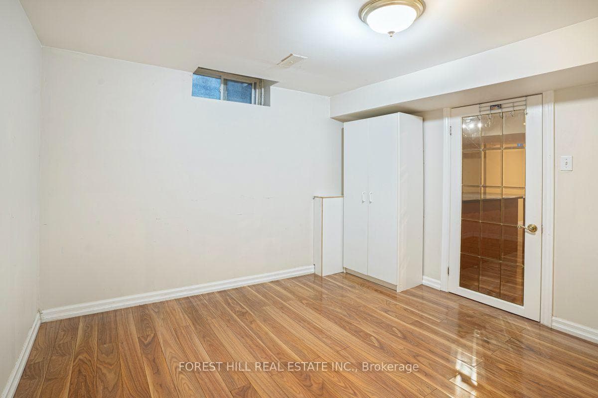 56 Cooperage Crescent Unit Bsmt photo 6