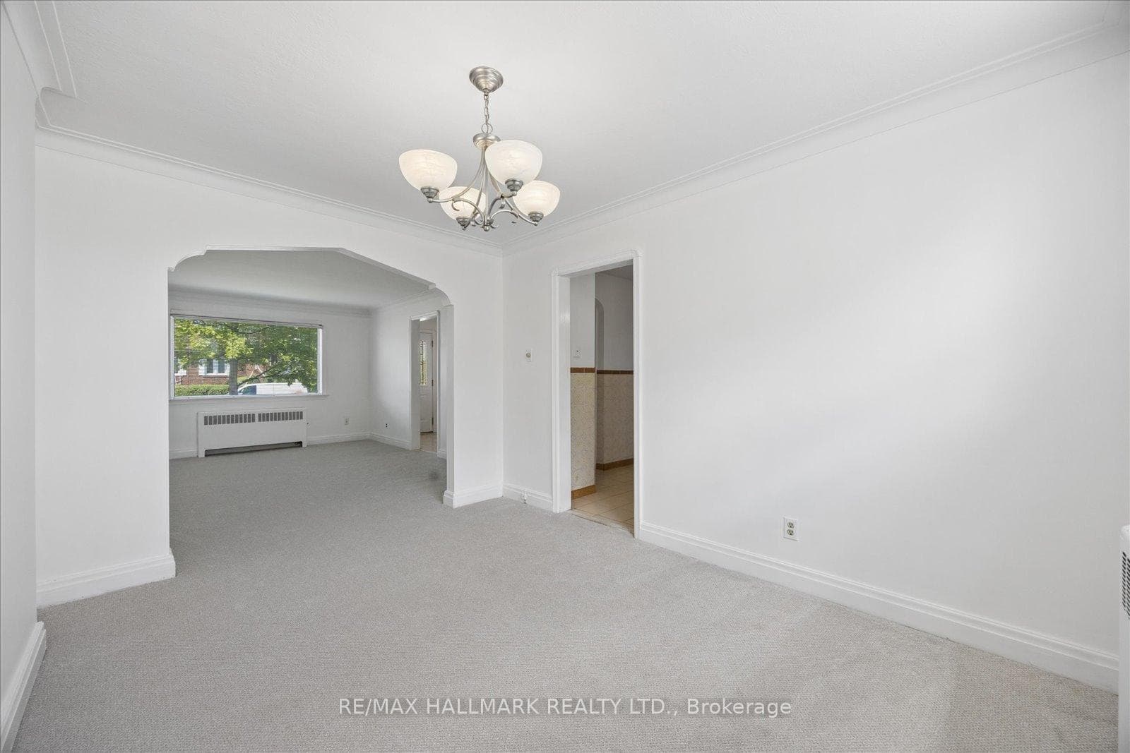 483 Cosburn Avenue photo 12