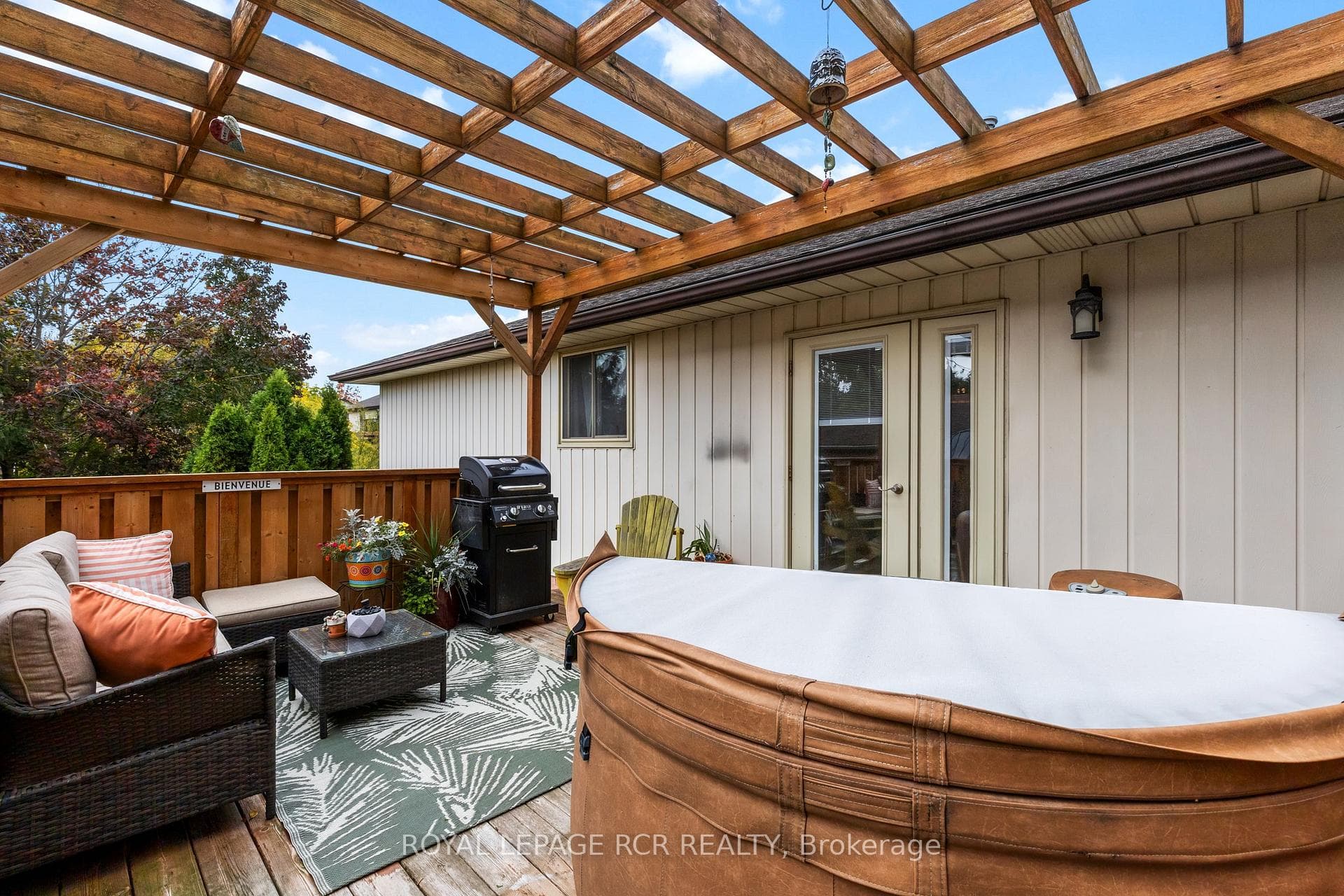 56 Wilson Crescent photo 33