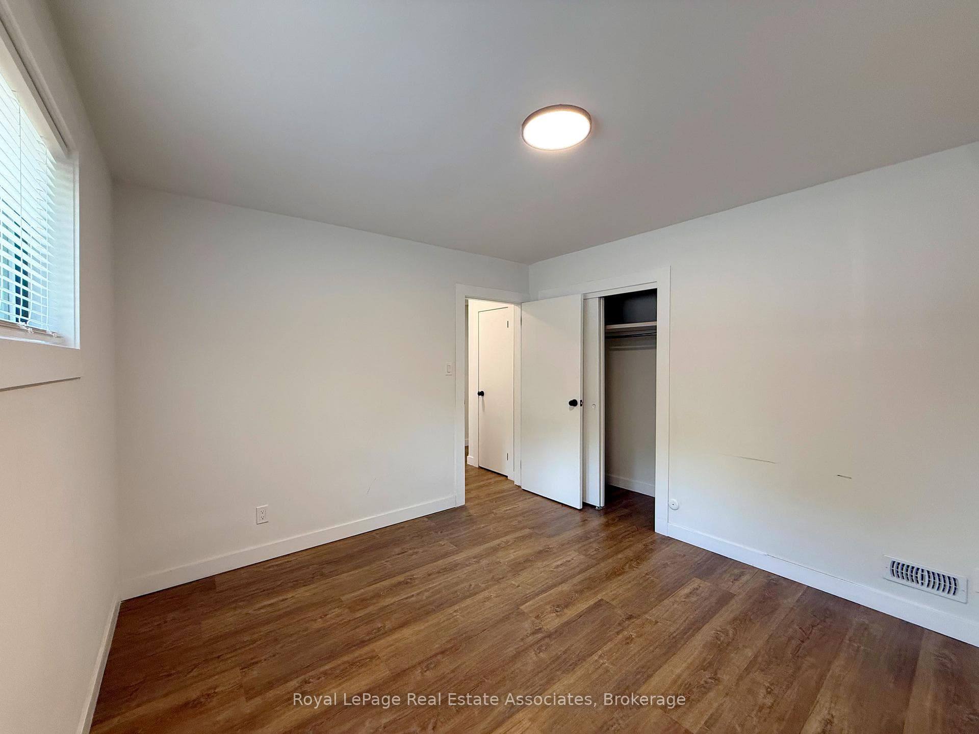 171 Huron Street Unit 2 photo 3