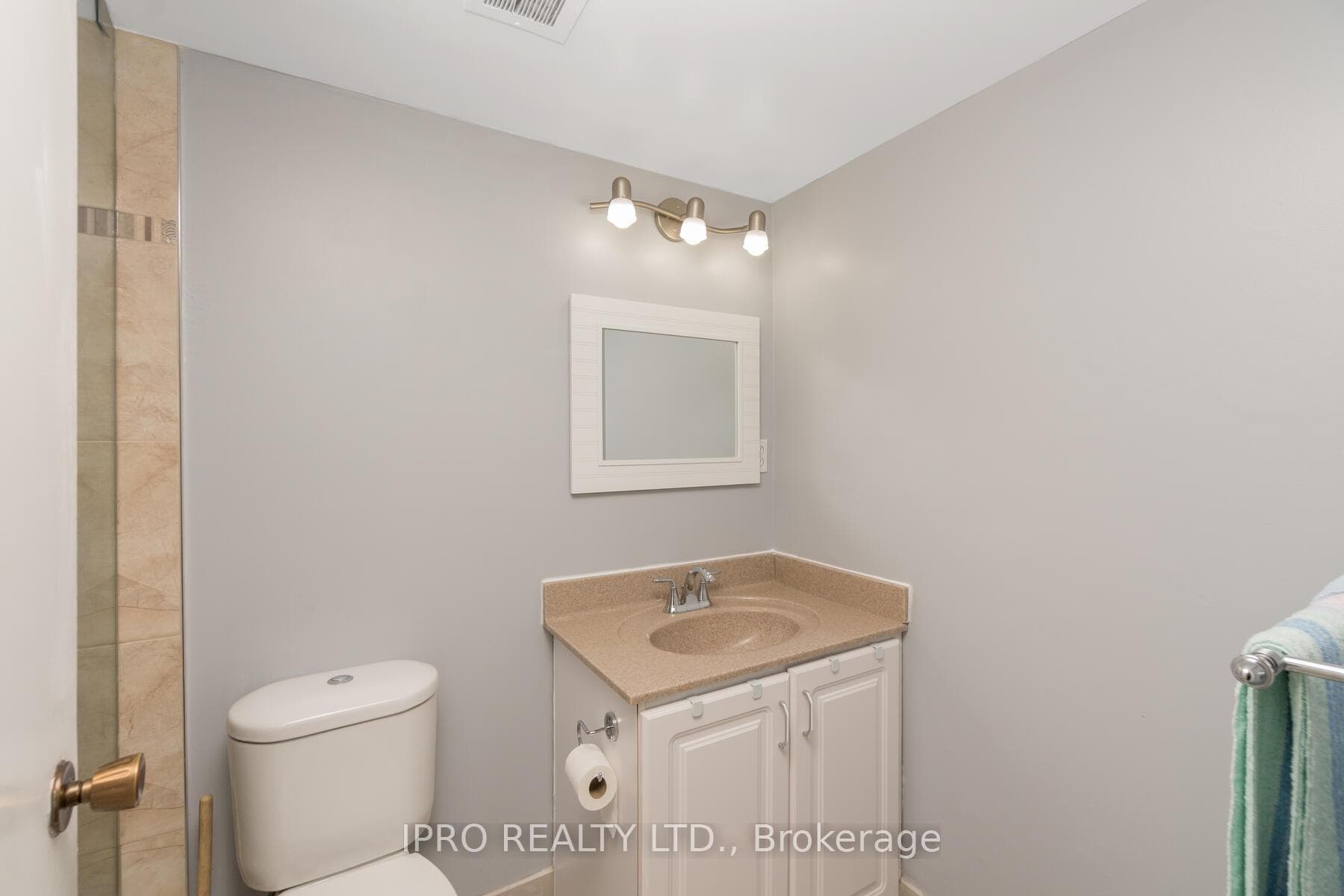 3 Lisa Street Unit 709 photo 18