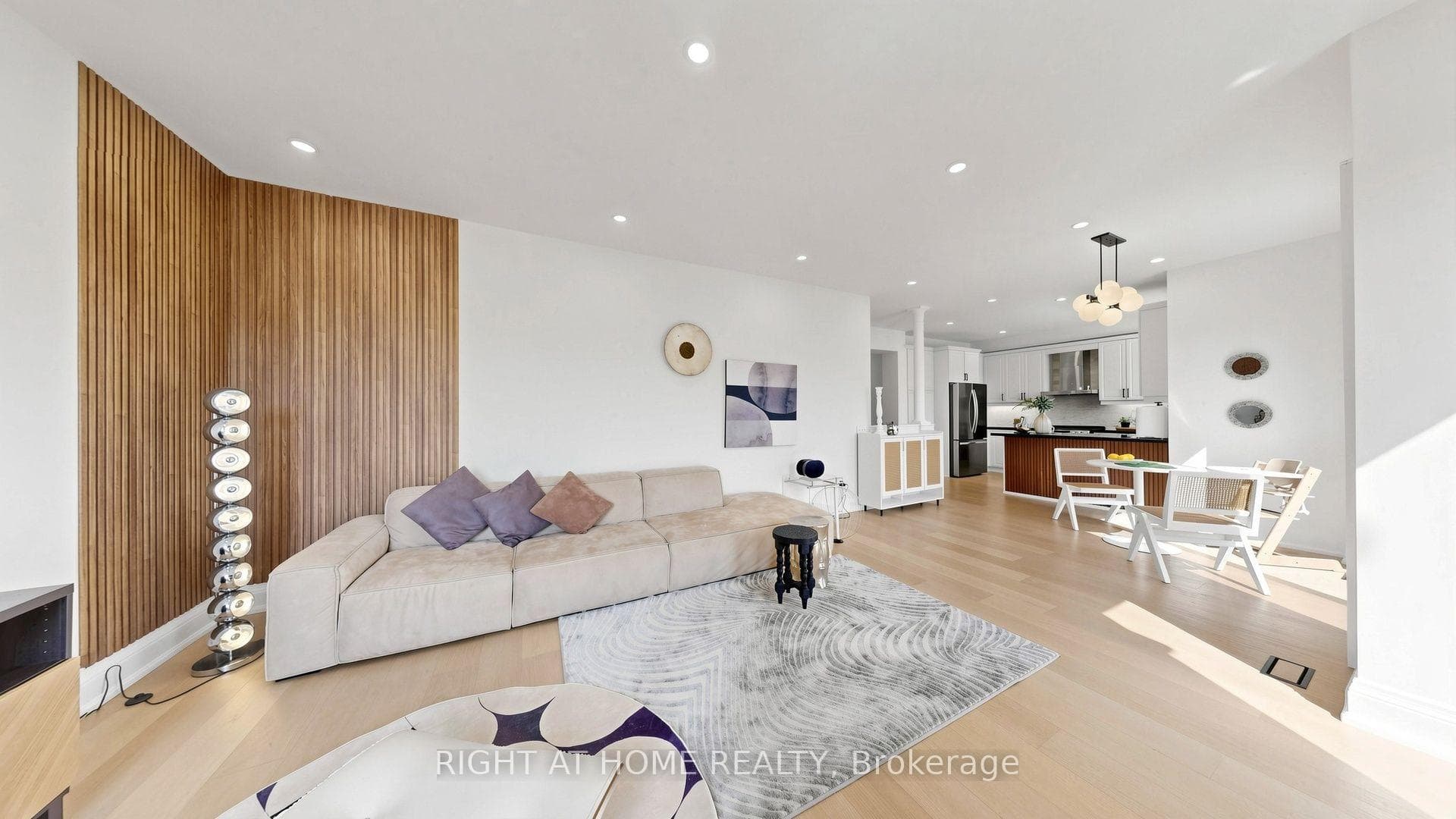19 Heaney Court photo 12