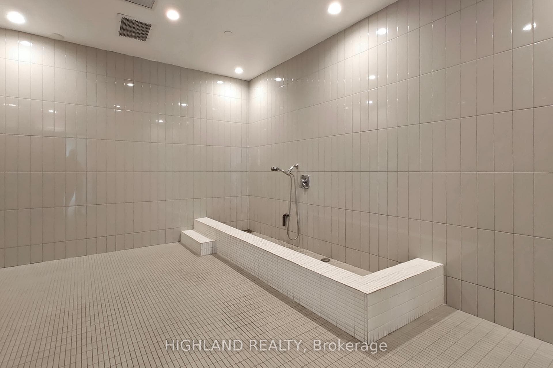 35 Watergarden Drive Unit 2716 photo 32