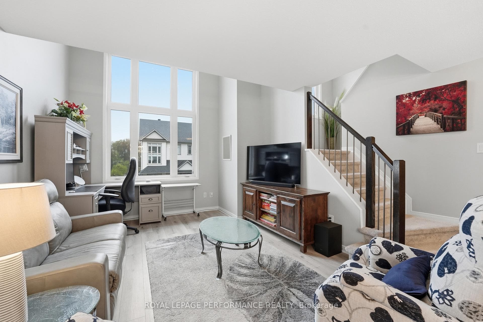 302 Galston Private photo 8