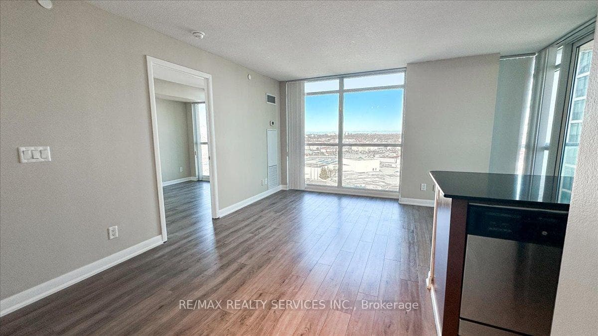215 Sherway Gardens Road Unit 1810 photo 12