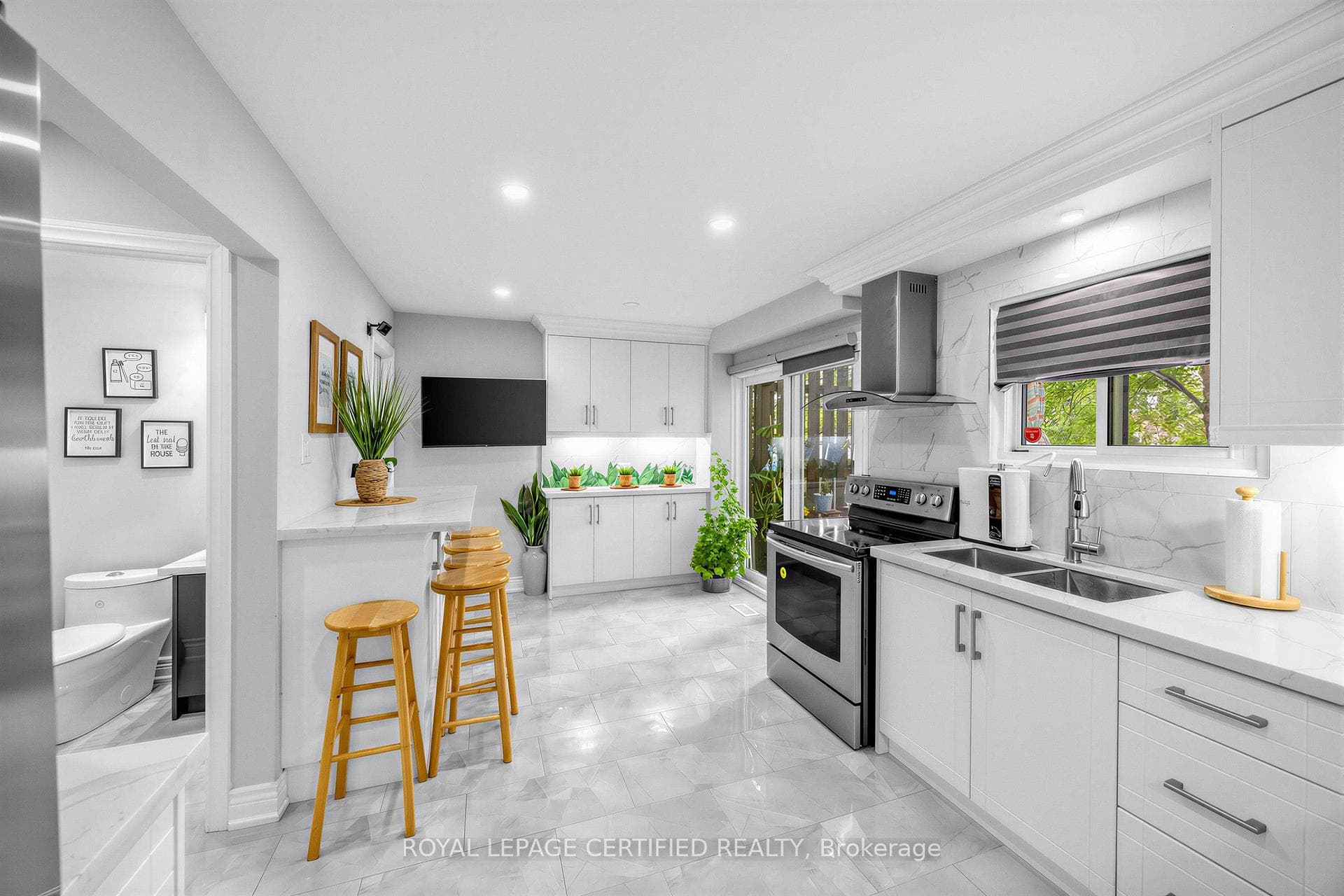 22 Borden Hill Court photo 15