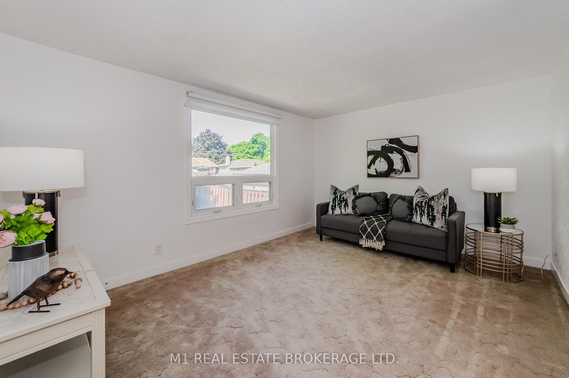 357 Heritage Drive photo 5