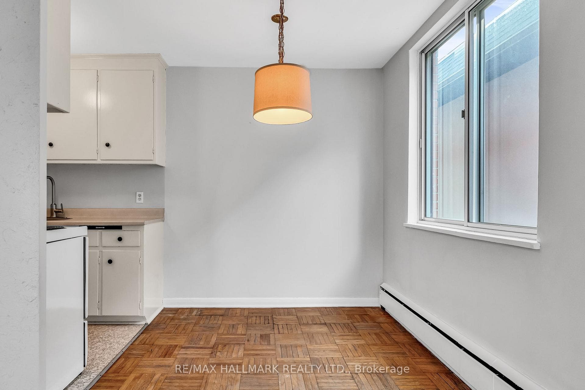 18 Kenrae Road Unit 7 photo 12