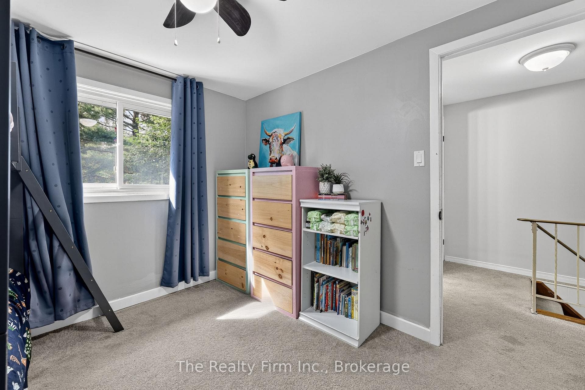 2nd bedroom