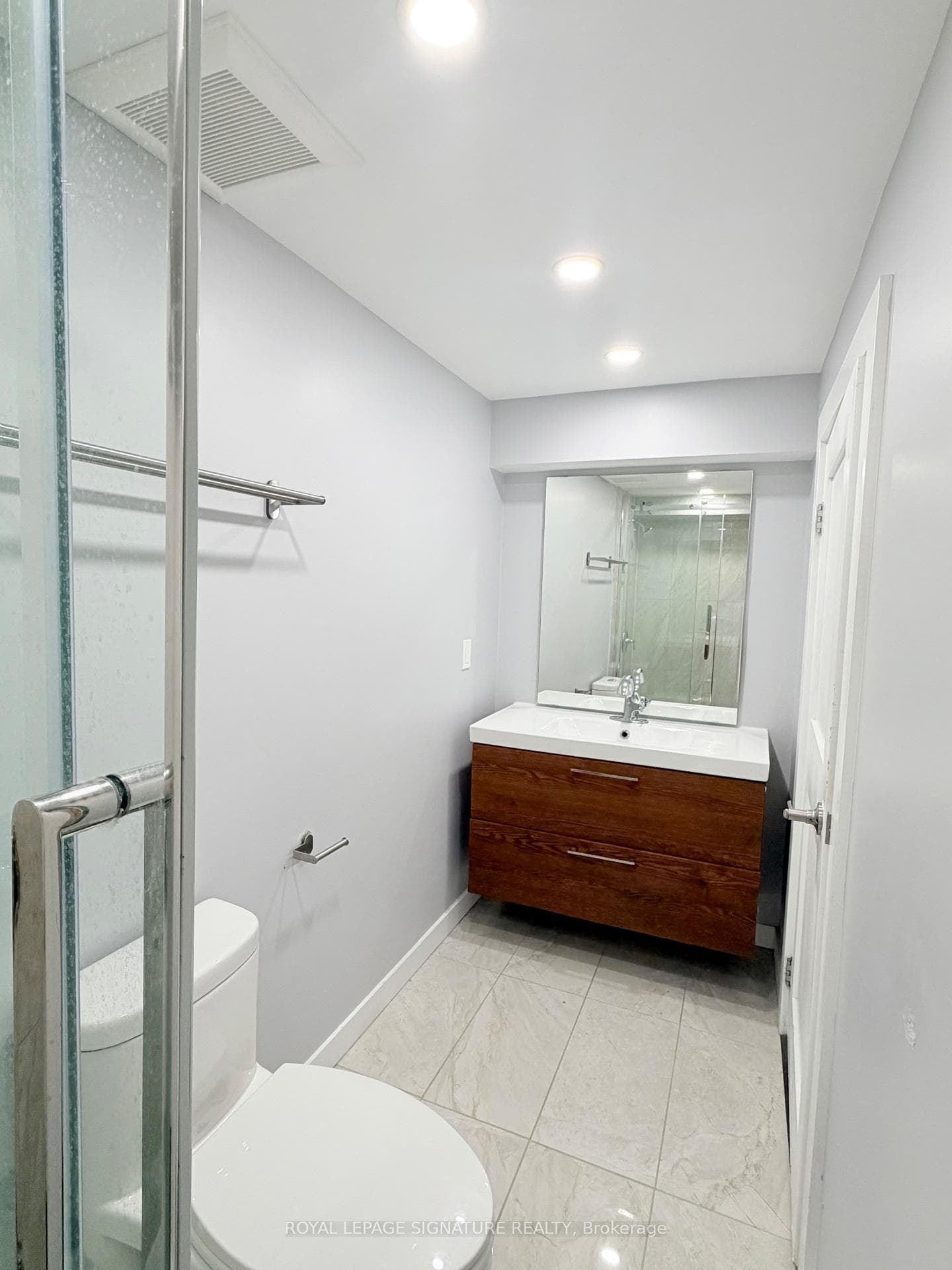 104 Great Oak Drive photo 35