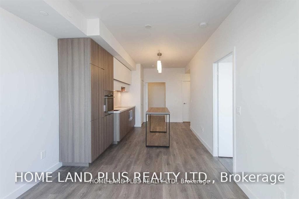 8 Eglinton Avenue Unit 5512 photo 13