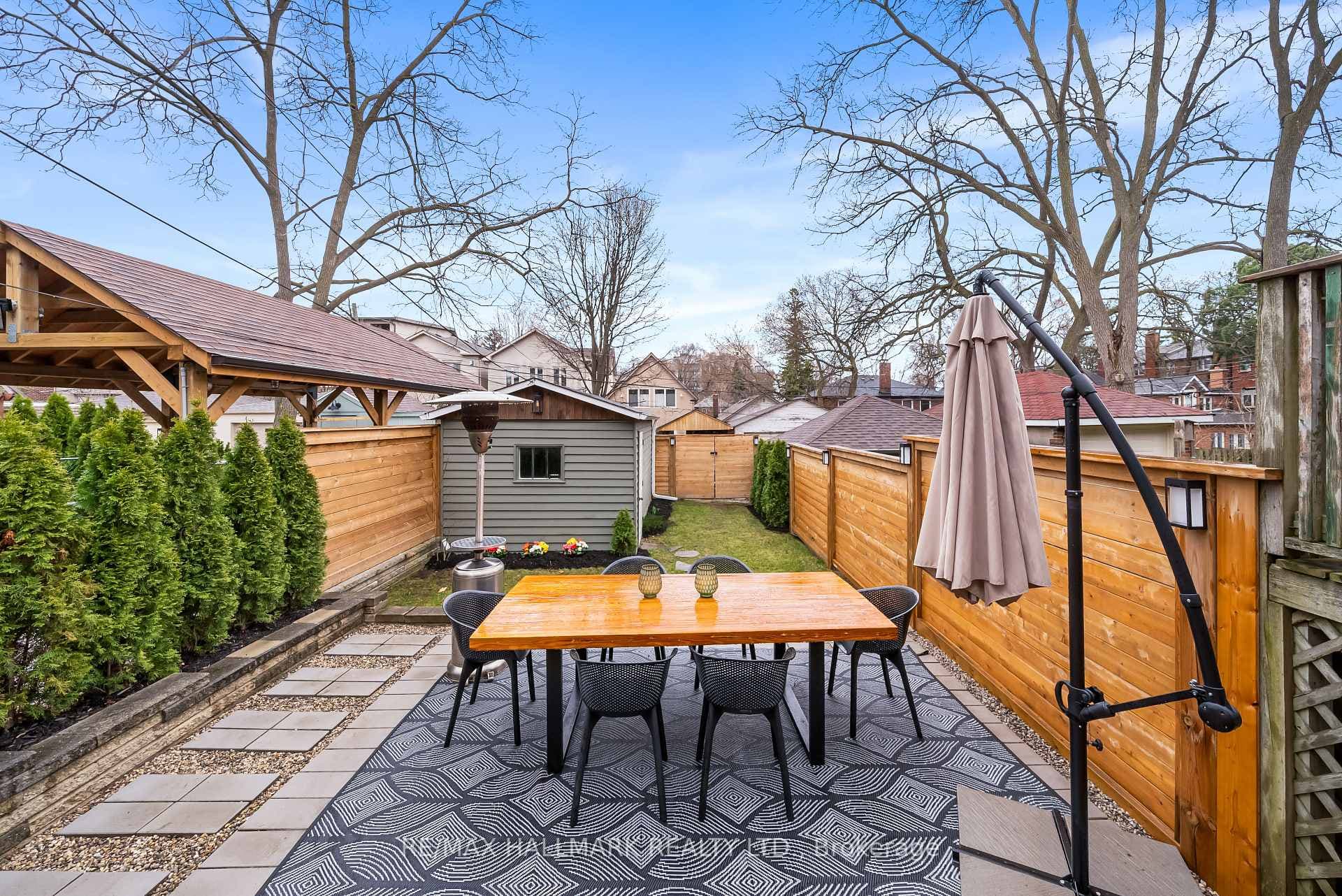 287 Bedford Park Avenue photo 37