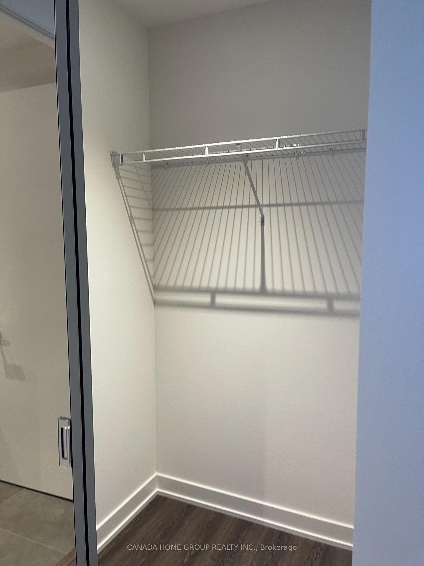 448 Burnhamthorpe Road Unit 6306 photo 24