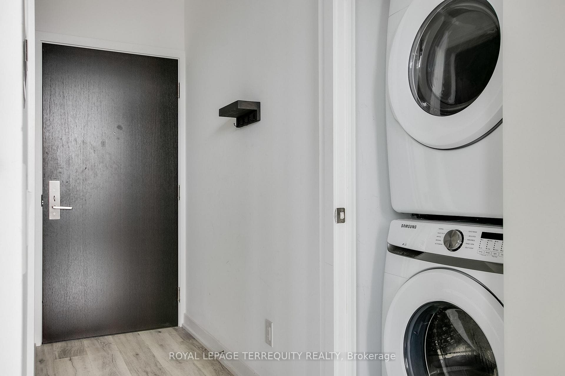 55 Ontario Street Unit 901 photo 15