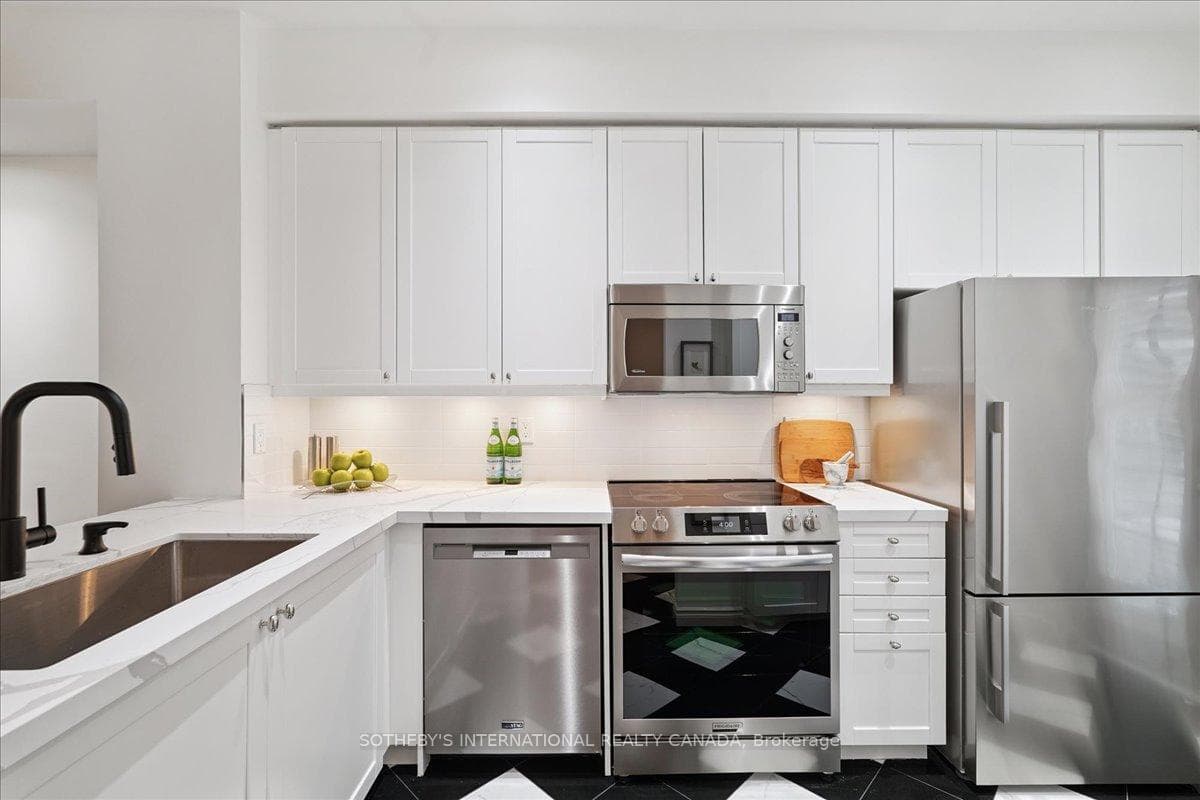 1 Baxter Street Unit 2 photo 6