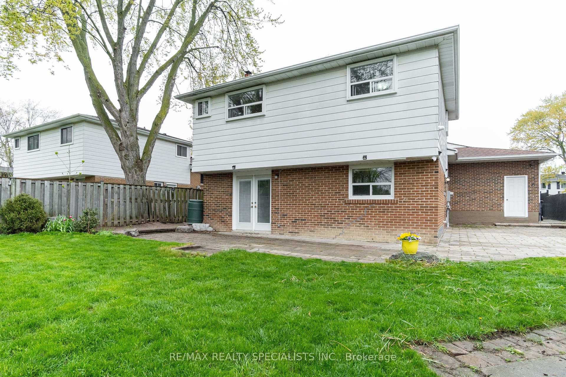 3212 VALMARIE Avenue photo 33