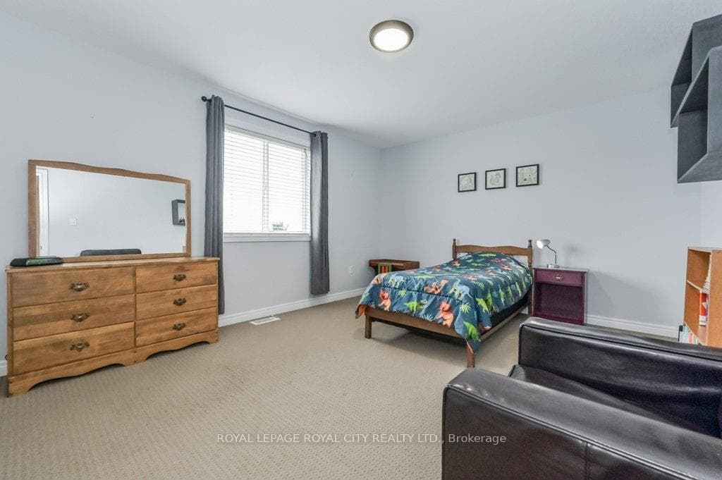 89 Law Drive photo 19